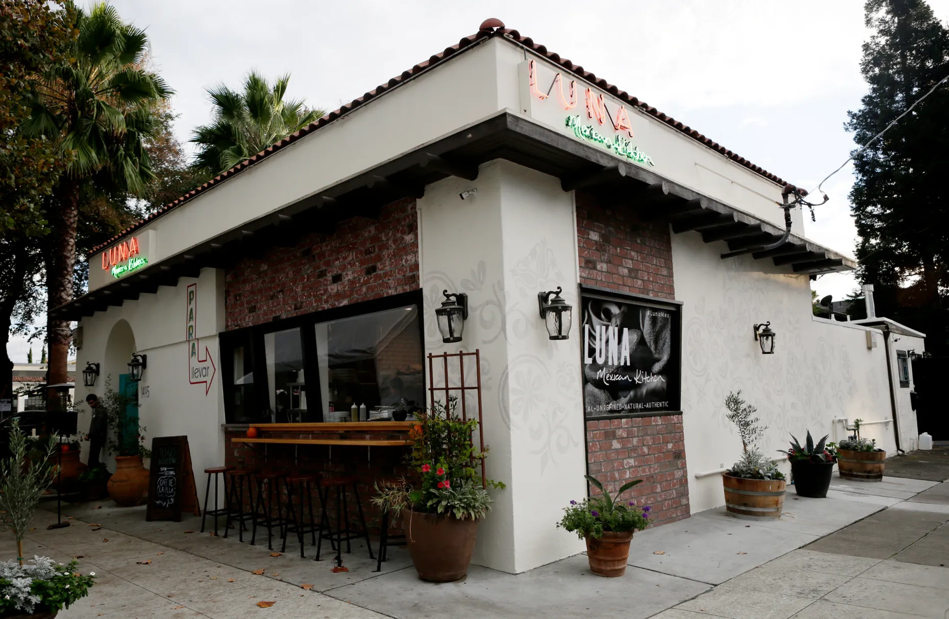 Experience the Vibrant Flavors of Mexico at Luna Mexican Kitchen in San Jose