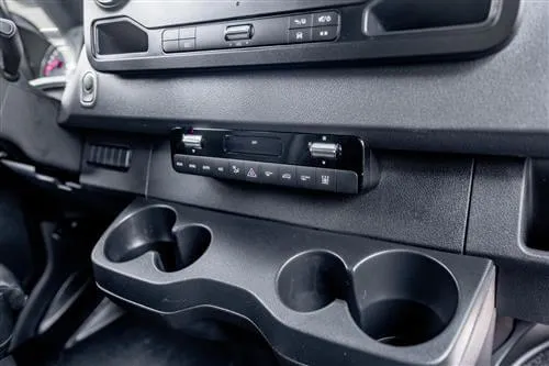 VehicleTypeID164LocationID116interior_03027-min VehicleTypeID164LocationID116interior_03027-min