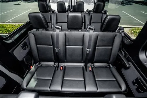 VehicleTypeID164LocationID116interior_03046-min VehicleTypeID164LocationID116interior_03046-min