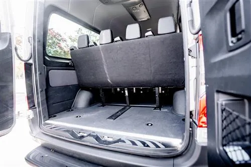 VehicleTypeID164LocationID116interior_03080-min VehicleTypeID164LocationID116interior_03080-min