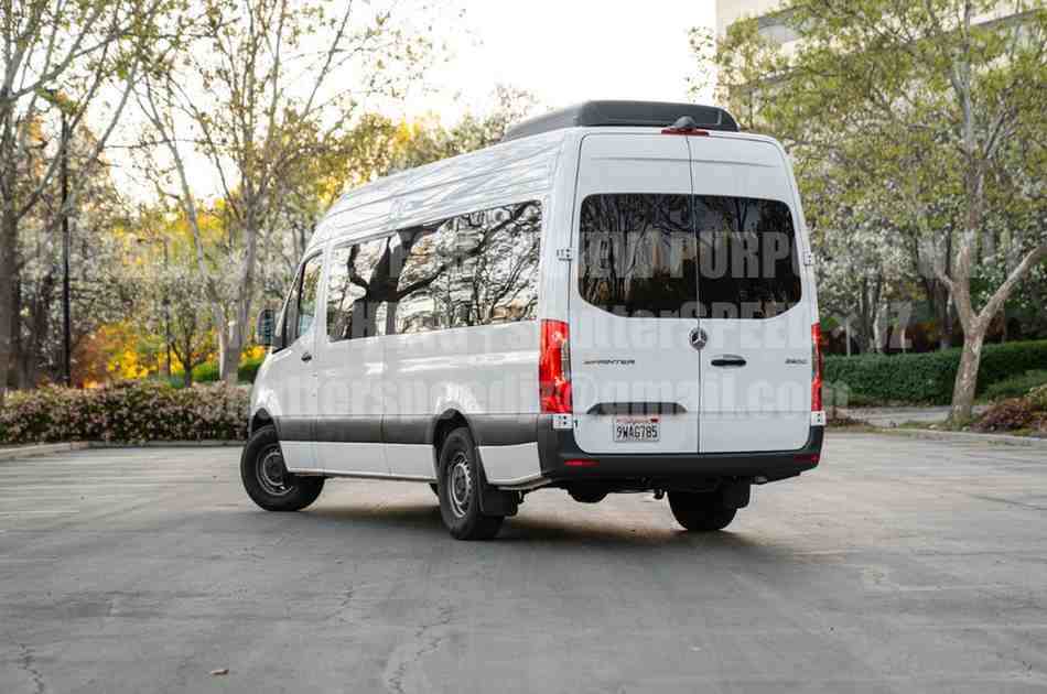 
								2025 White Sprinter -15 full									