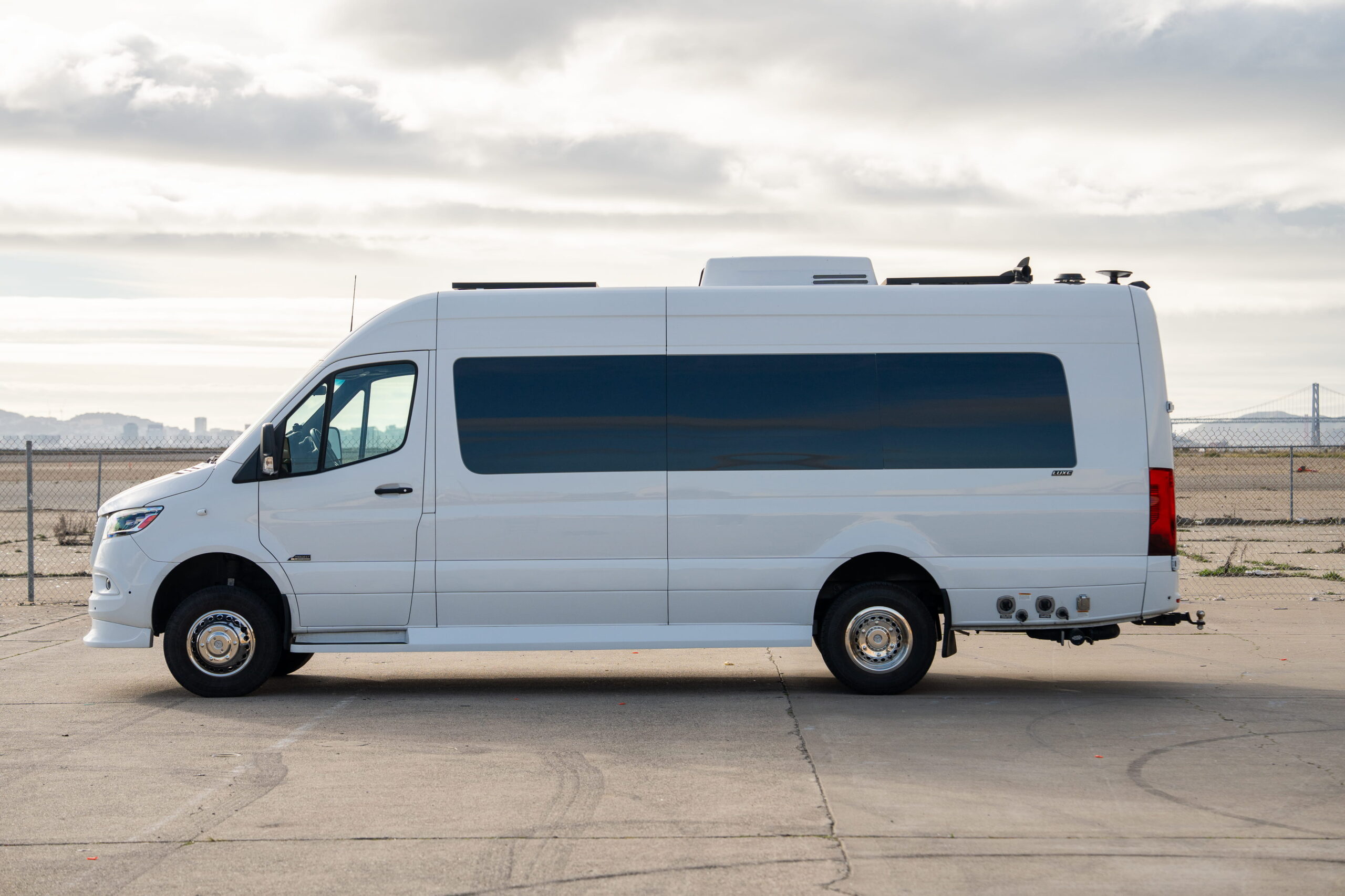
								2023 Mercedes Benz Sprinter 3500 Luxe Edition full									