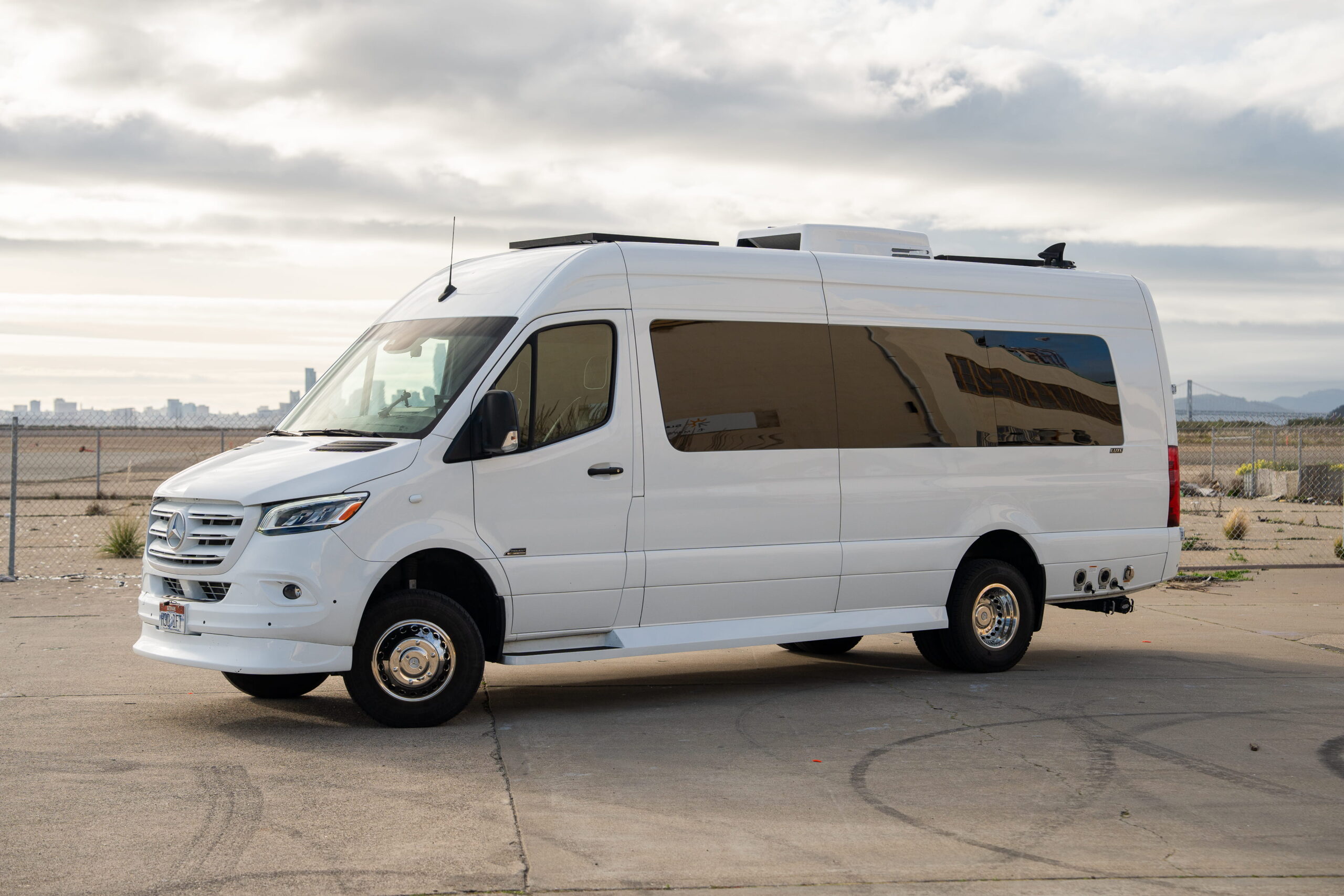 
								2023 Mercedes Benz Sprinter 3500 Luxe Edition full									