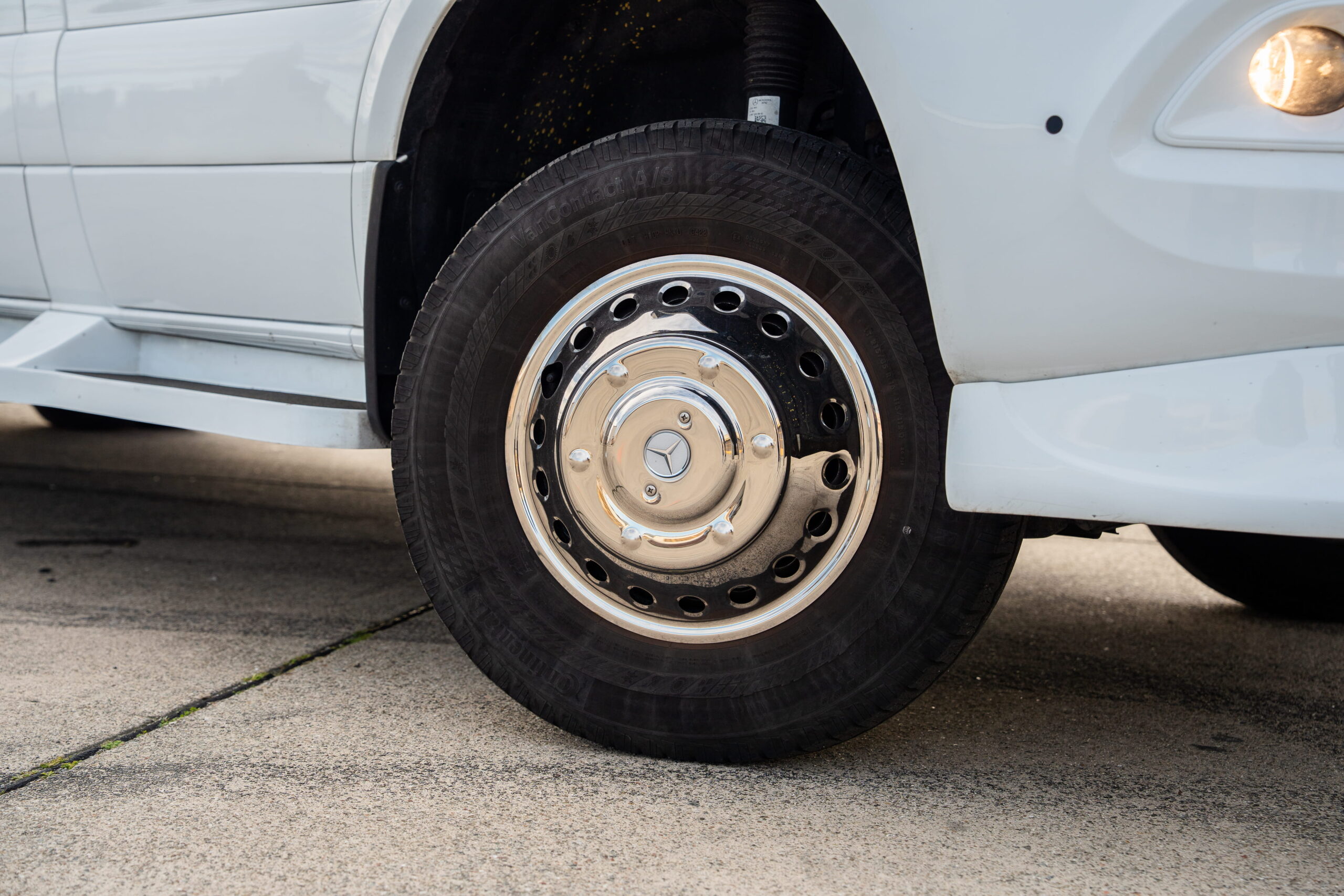 
								2023 Mercedes Benz Sprinter 3500 Luxe Edition full									