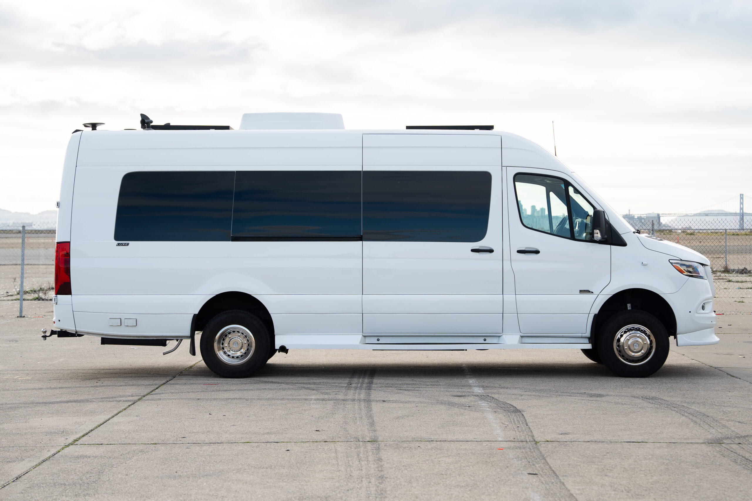 
								2023 Mercedes Benz Sprinter 3500 Luxe Edition full									