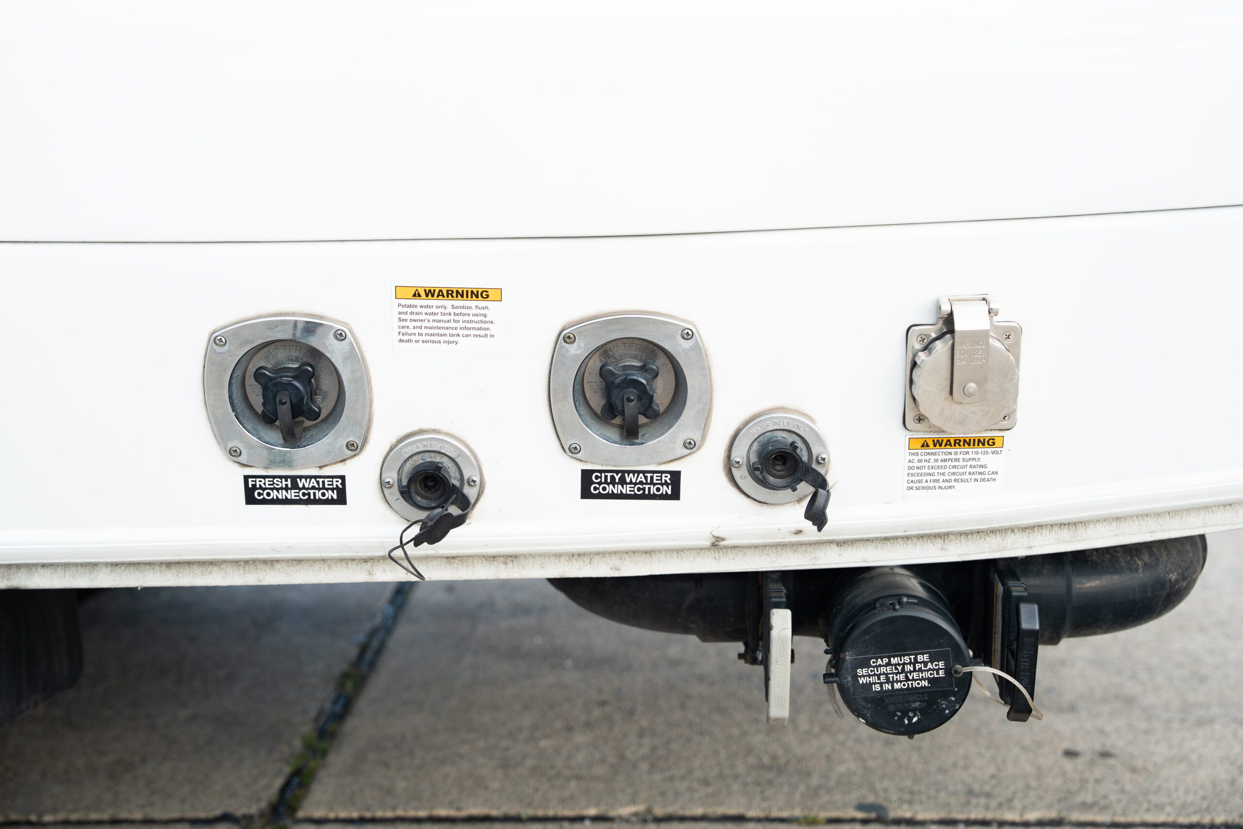 
								2023 Mercedes Benz Sprinter 3500 Luxe Edition full									