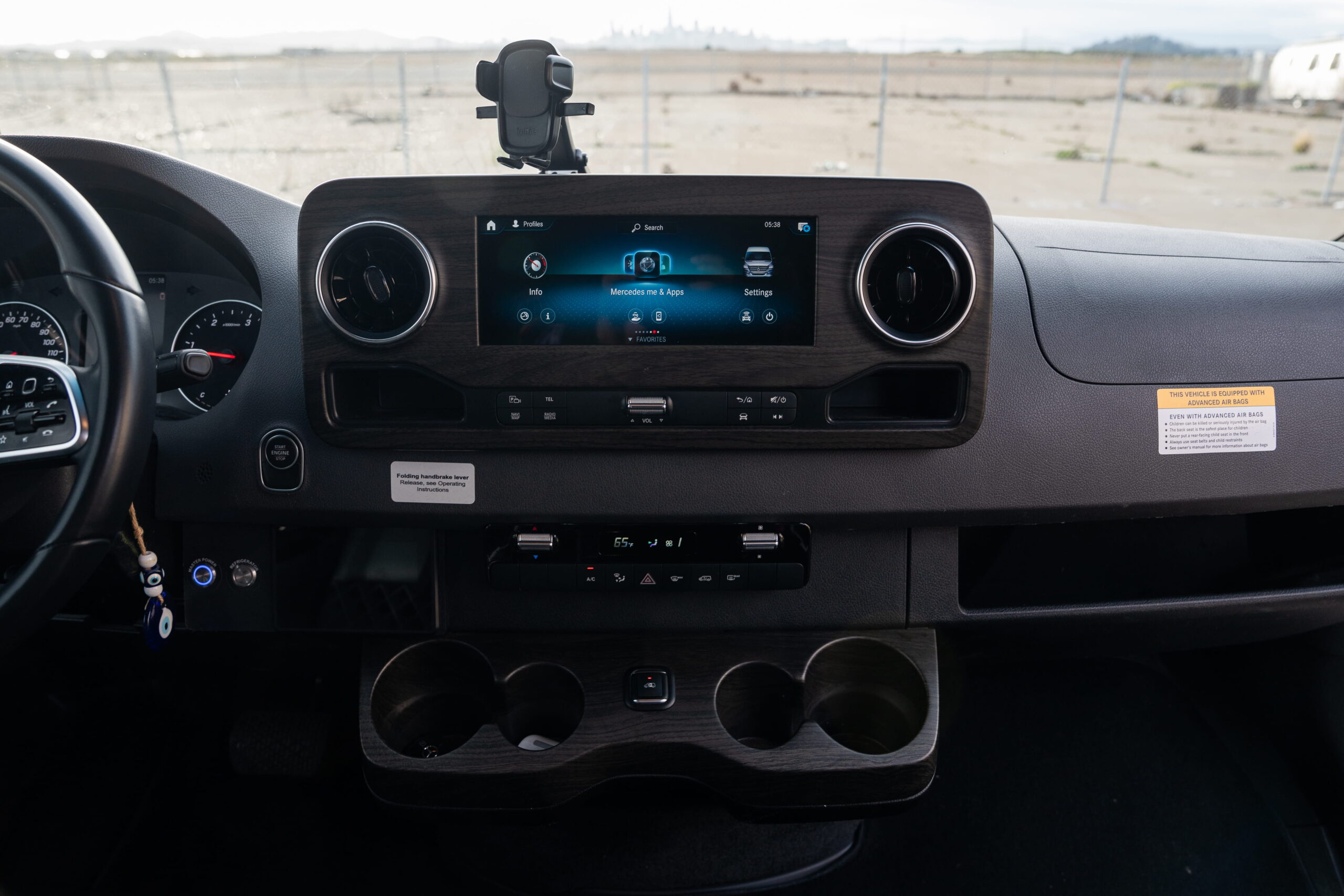 
								2023 Mercedes Benz Sprinter 3500 Luxe Edition full									