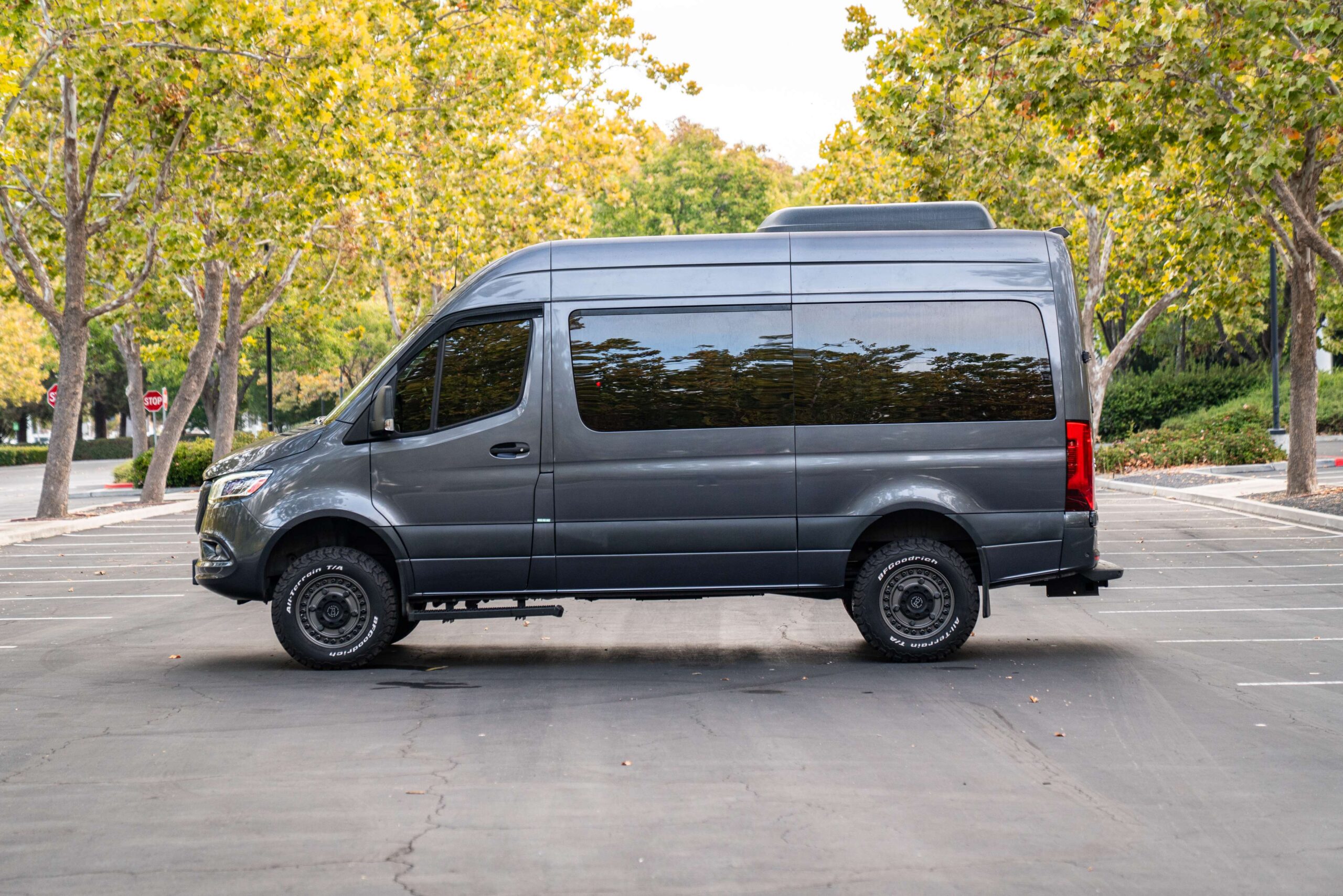 
								2021 Mercedes Benz Sprinter full									