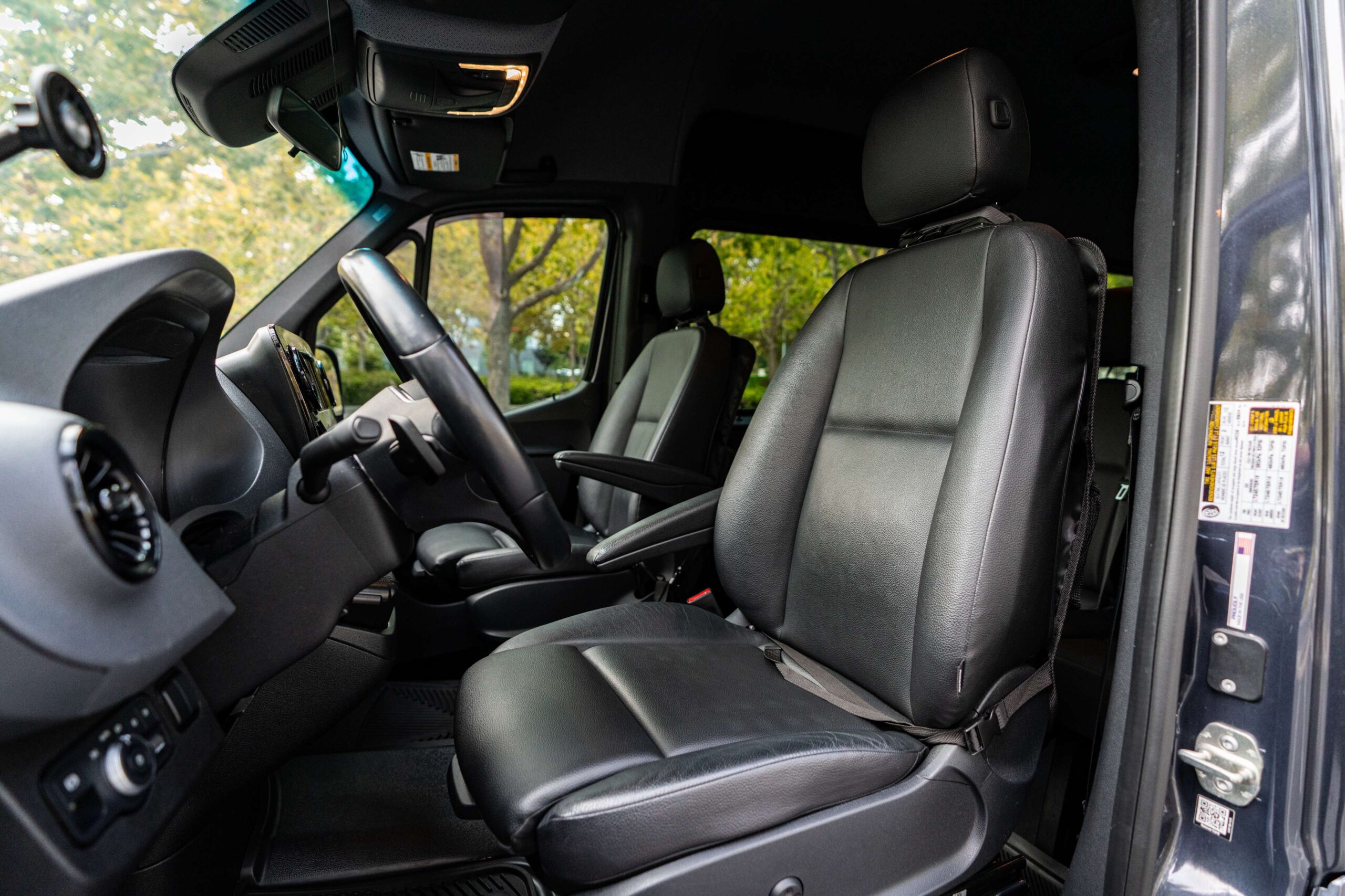 
								2021 Mercedes Benz Sprinter full									